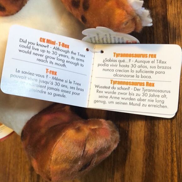 Wild Republic Mini Stegosaurus and Mini T-Rex - Picture 7 of 8